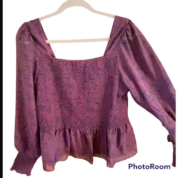 ❤️HP❤️Deep Red Squareneck Smocked Top-NWT - Picture 6 of 9